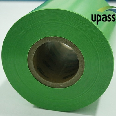 Carrete de película anti laminado cruzado del HDPE del resbalón de la película de la prenda impermeable del Underlayment
