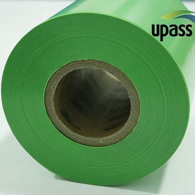 Aplicación de película laminada transversal para el recubrimiento del suelo