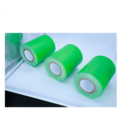 Protección del agua de los edificios de gran altura Película laminada cruzada de resistencia 60C con modelado de plástico