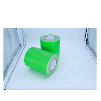 Protección del agua de los edificios de gran altura Película laminada cruzada de resistencia 60C con modelado de plástico