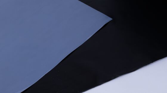 Película de alta densidad de polietileno laminada cruzada de alta resistencia 60F Membrana impermeable con servicio de moldeo por soplado y corte