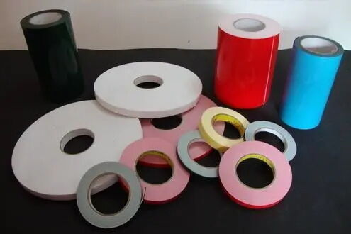 HDPE 0,15 mm de doble cara de silicona recubierta con curador UV para el autoadhesivo de cinta adhesiva de butilo adhesivo