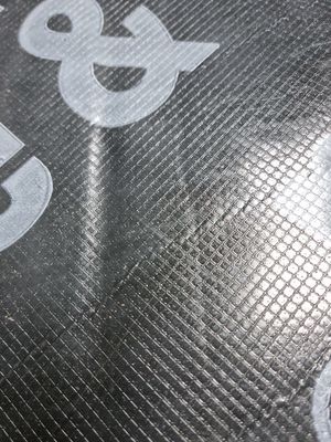 Película laminada cintas butílicas antis del HDPE del resbalón para el Underlayment